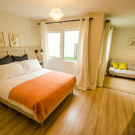 Rookery Lane Food And Aparthotel