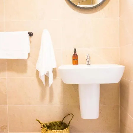 Aparthotel Rookery Lane Food And
