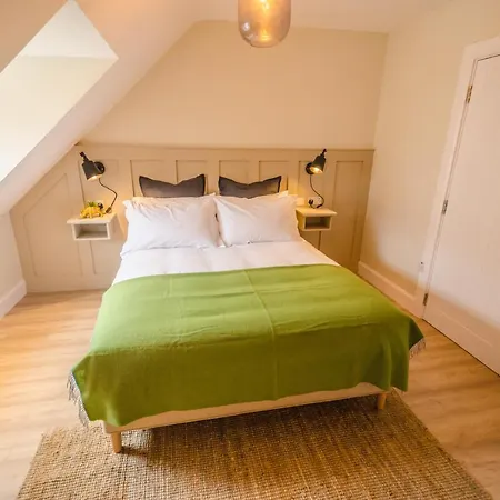 Aparthotel Rookery Lane Food And