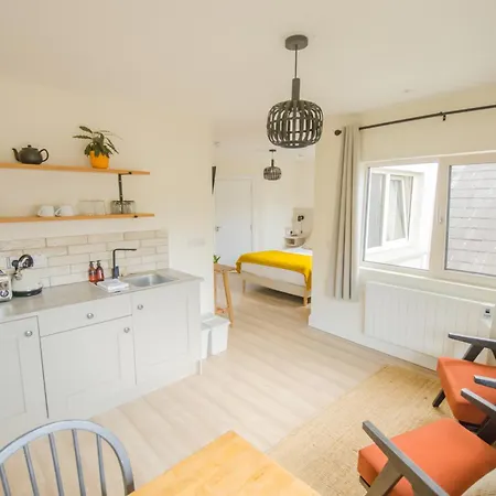 Rookery Lane Food And Konukevi Kenmare