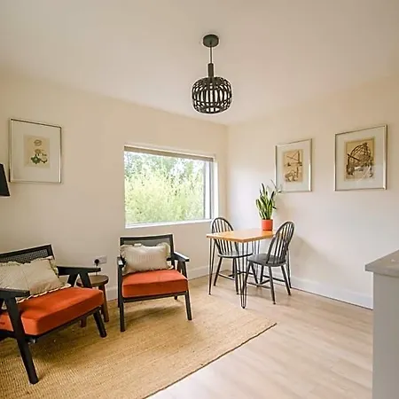 Rookery Lane Food And Guest house 3*