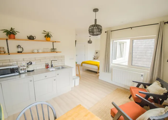 Rookery Lane Food And 게스트하우스 켄마어